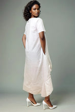 Load image into Gallery viewer, White Flower Details Midi Dress