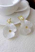 Load image into Gallery viewer, Glam Gardenia Earrings