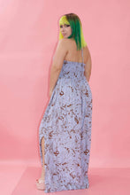 Load image into Gallery viewer, Flor de Brisa – Pargoy Maxi Halter Dress