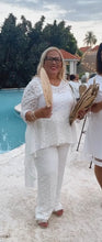 Load image into Gallery viewer, Elegant White Lace Set