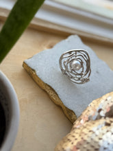 Load image into Gallery viewer, Pearl Statement Ring
