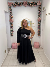 Load image into Gallery viewer, Black Off Shoulder Maxi Dress