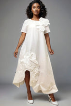 Load image into Gallery viewer, White Flower Details Midi Dress
