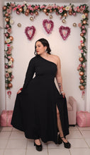 Load image into Gallery viewer, Black Off Shoulder Maxi Dress