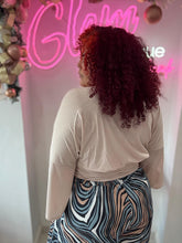 Load image into Gallery viewer, Solid Sleeve Ruched Top
