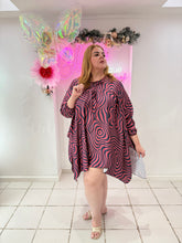 Load image into Gallery viewer, Abstract Curves Dress
