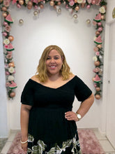 Load image into Gallery viewer, Encanto Caribeño – Savira Off Shoulder Top
