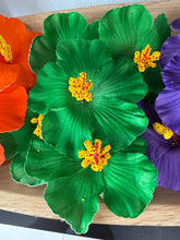 Load image into Gallery viewer, Flor Hairclip
