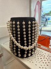 Load image into Gallery viewer, Perlas Clutch
