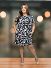 Load image into Gallery viewer, Black Leo Print Dress
