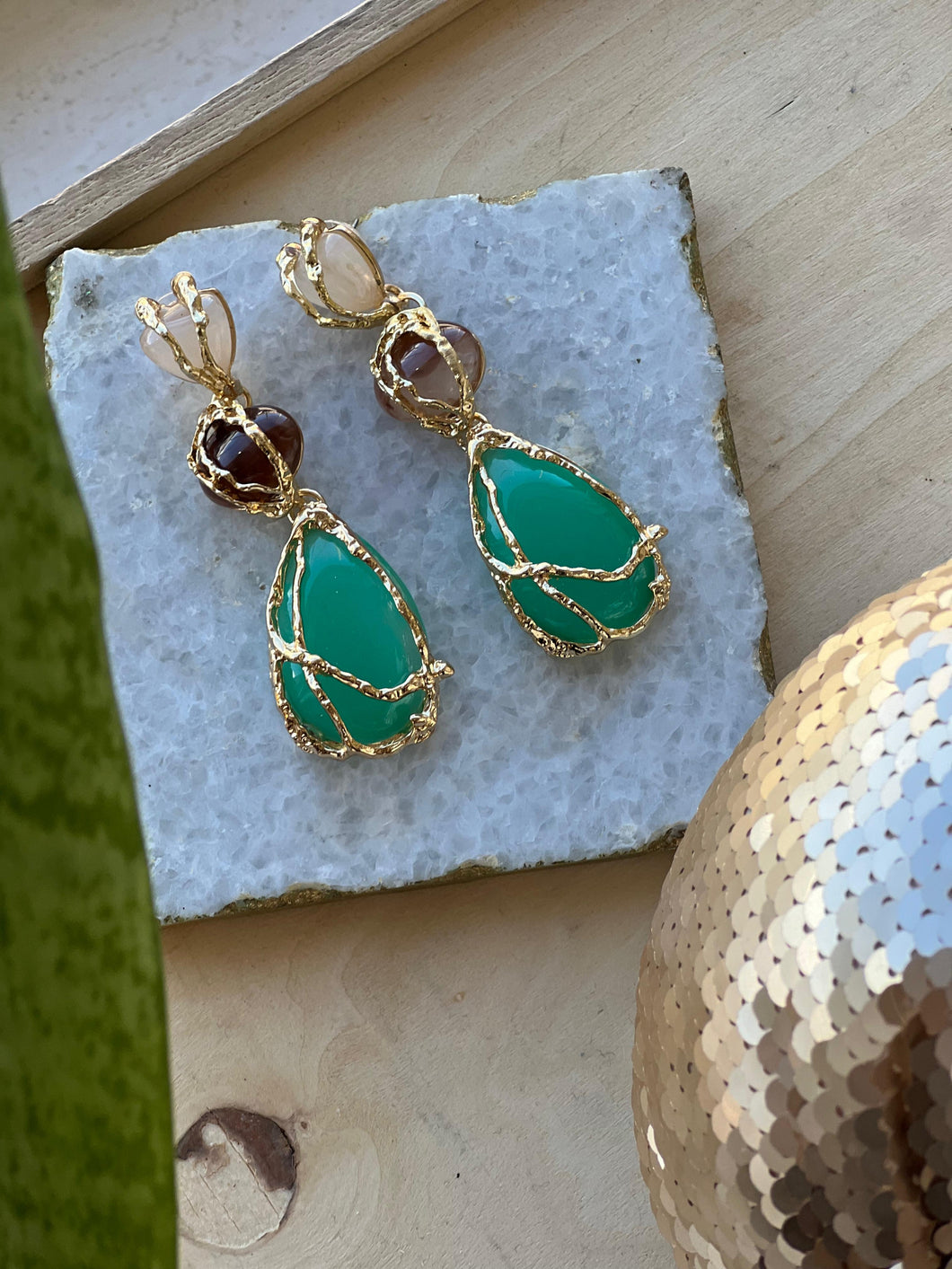 Raíces de Encanto Statement Earrings