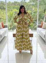 Load image into Gallery viewer, Leaf Printed Tie-Front Set
