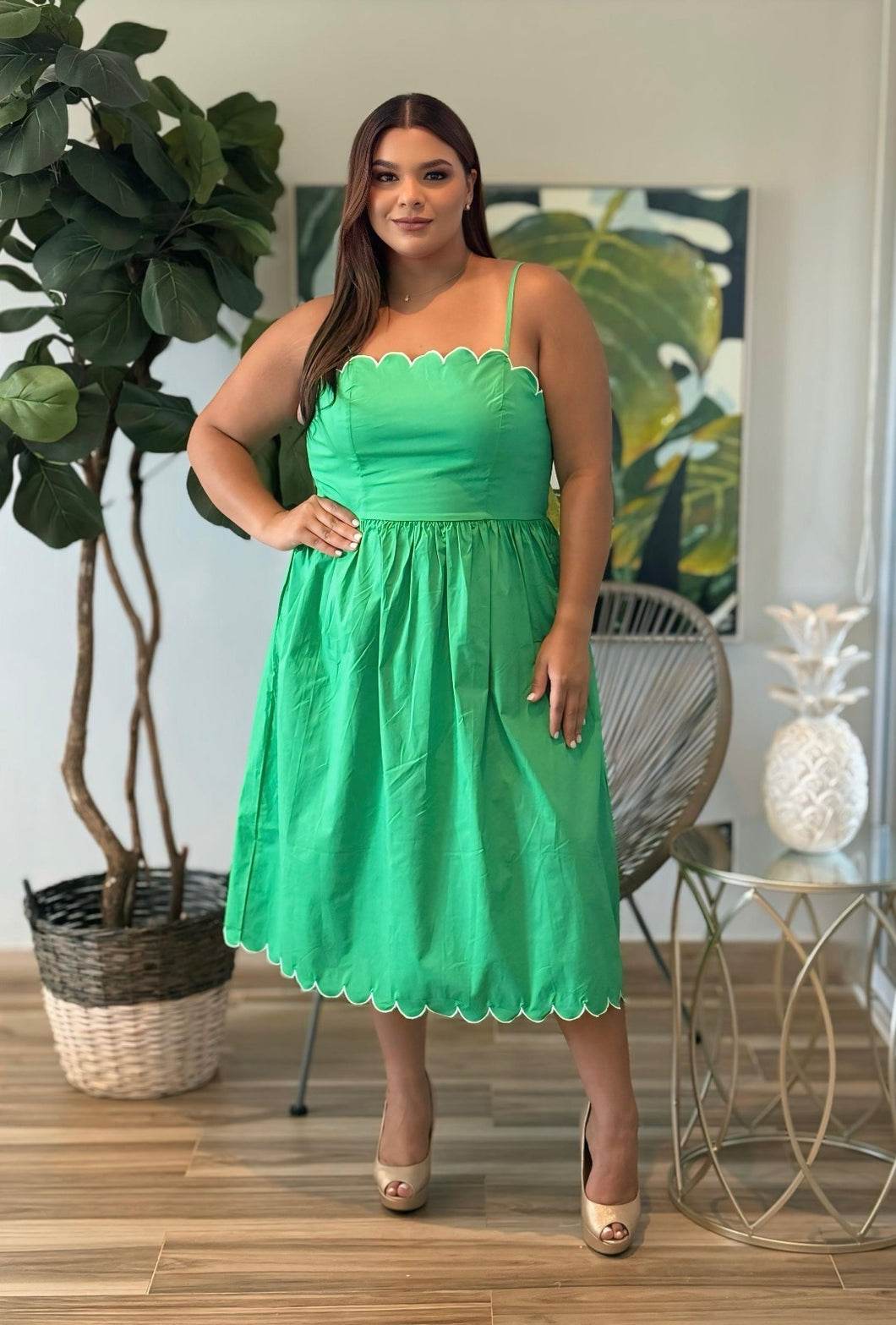 Scalloped Charm Midi Dress