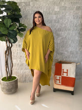 Load image into Gallery viewer, Elegant One Size Tunic Dress/Blouse
