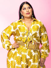 Load image into Gallery viewer, Leaf Printed Tie-Front Set
