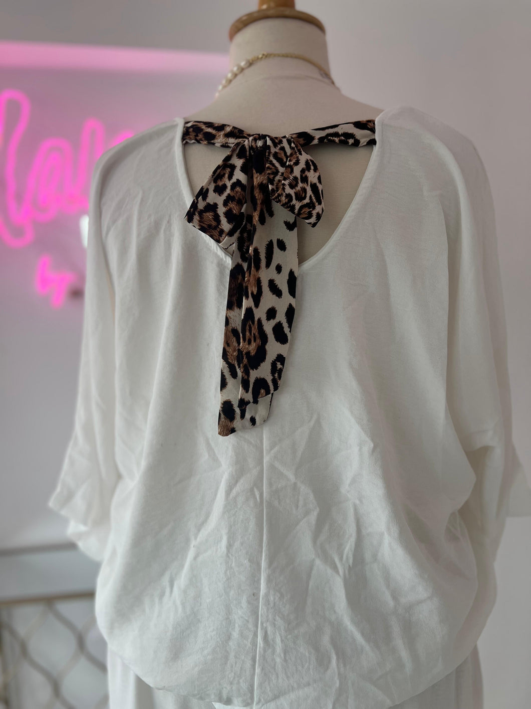 Basic Animal Print Detail Blouse